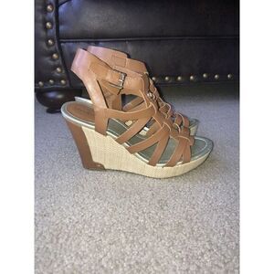 Liz Claiborne Strappy Tan Camden High‎